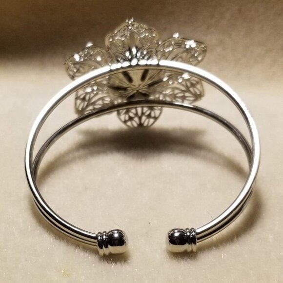 Flower Cuff Bracelets - Picture 4 of 4